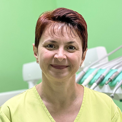 Д-р Гьонюл Адемова